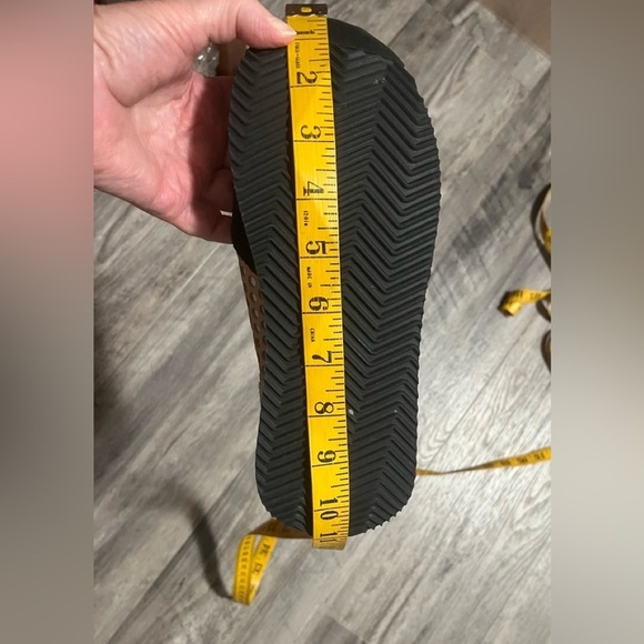 Loeflfler Randall Rio Perforated Tan Leather & Black Suede Sneaker Size 7 Women - Picture 11 of 11